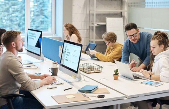 How Small Teams Can Outsmart Big Players with Smarter Workflows