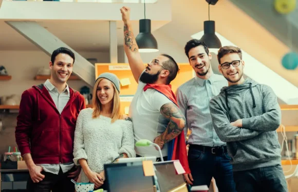 How Salesforce for The Insurance Industry Supports Customer Service Transformation