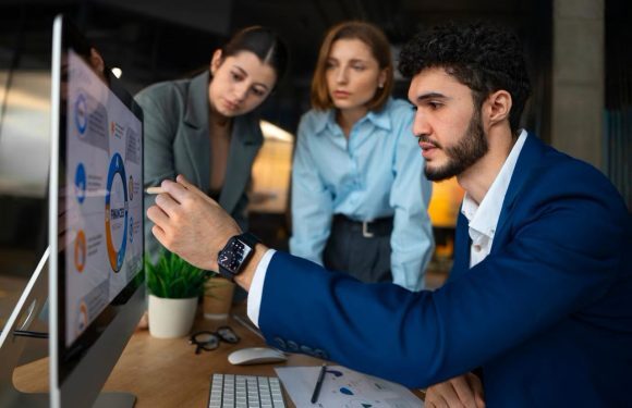 How Marketing Teams can Improve Customer Experience with Data Enrichment Services