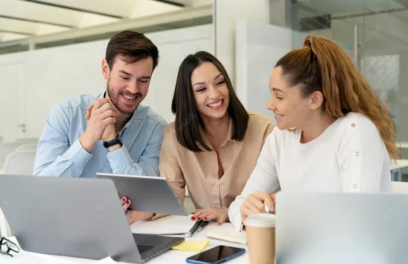 Top Benefits of Hiring a Cross-Platform App Development Company for Startups 